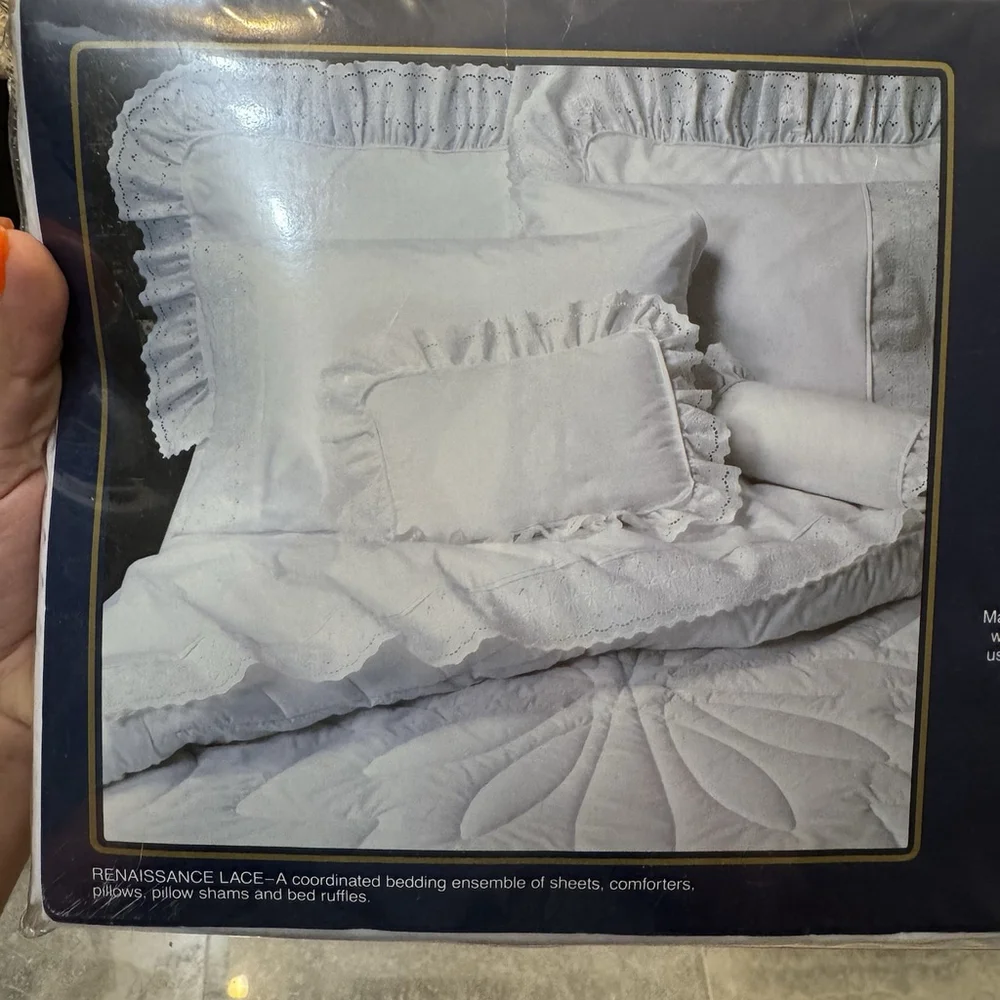 Vintage Fieldcrest Royal Velvet Twin Flat Sheet 100% Cotton Renaissance Lace USA